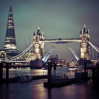 London Tower Bridge iPad wallpaper