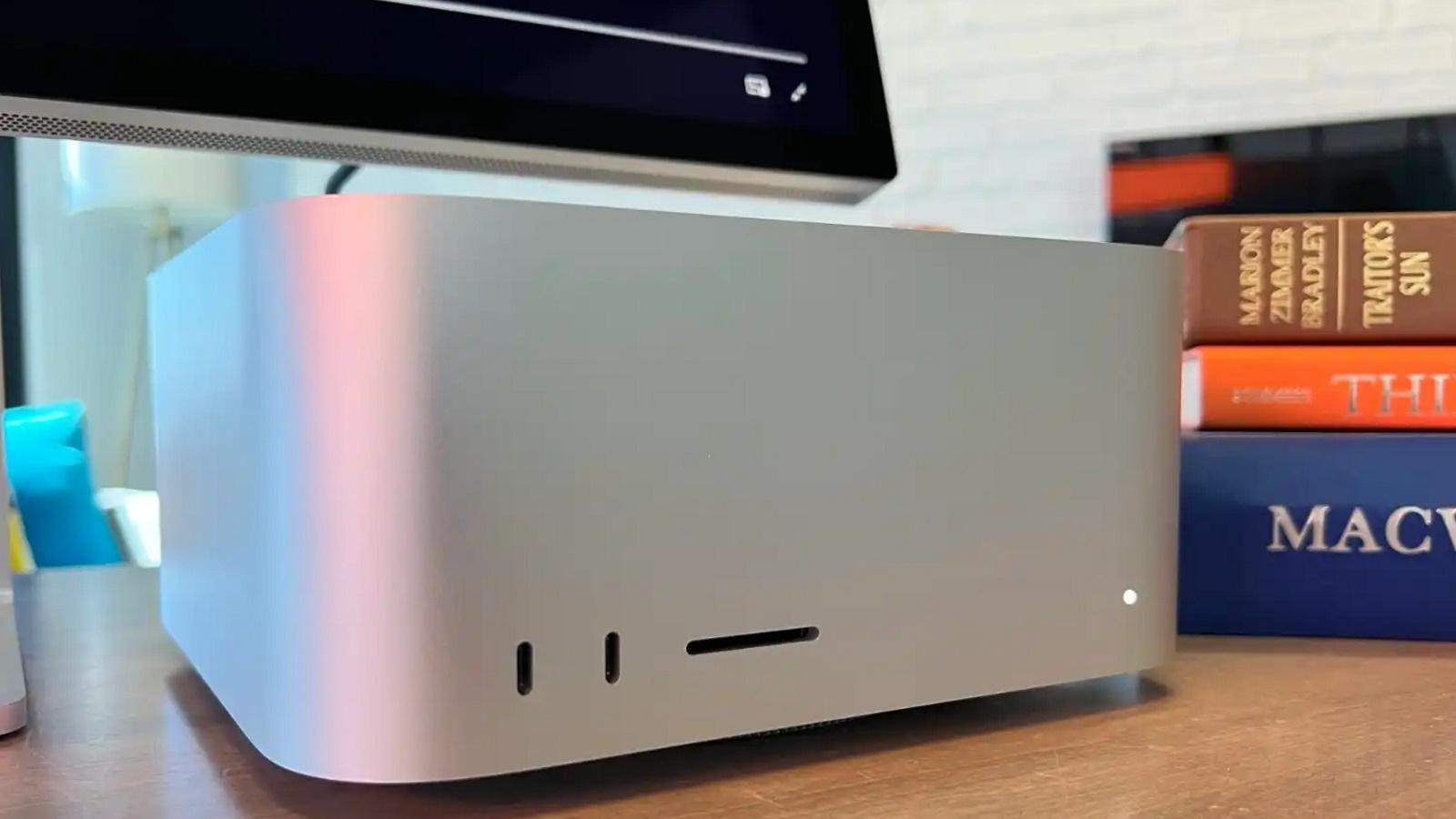 The best way to save the Mac Pro? Keep Intel inside